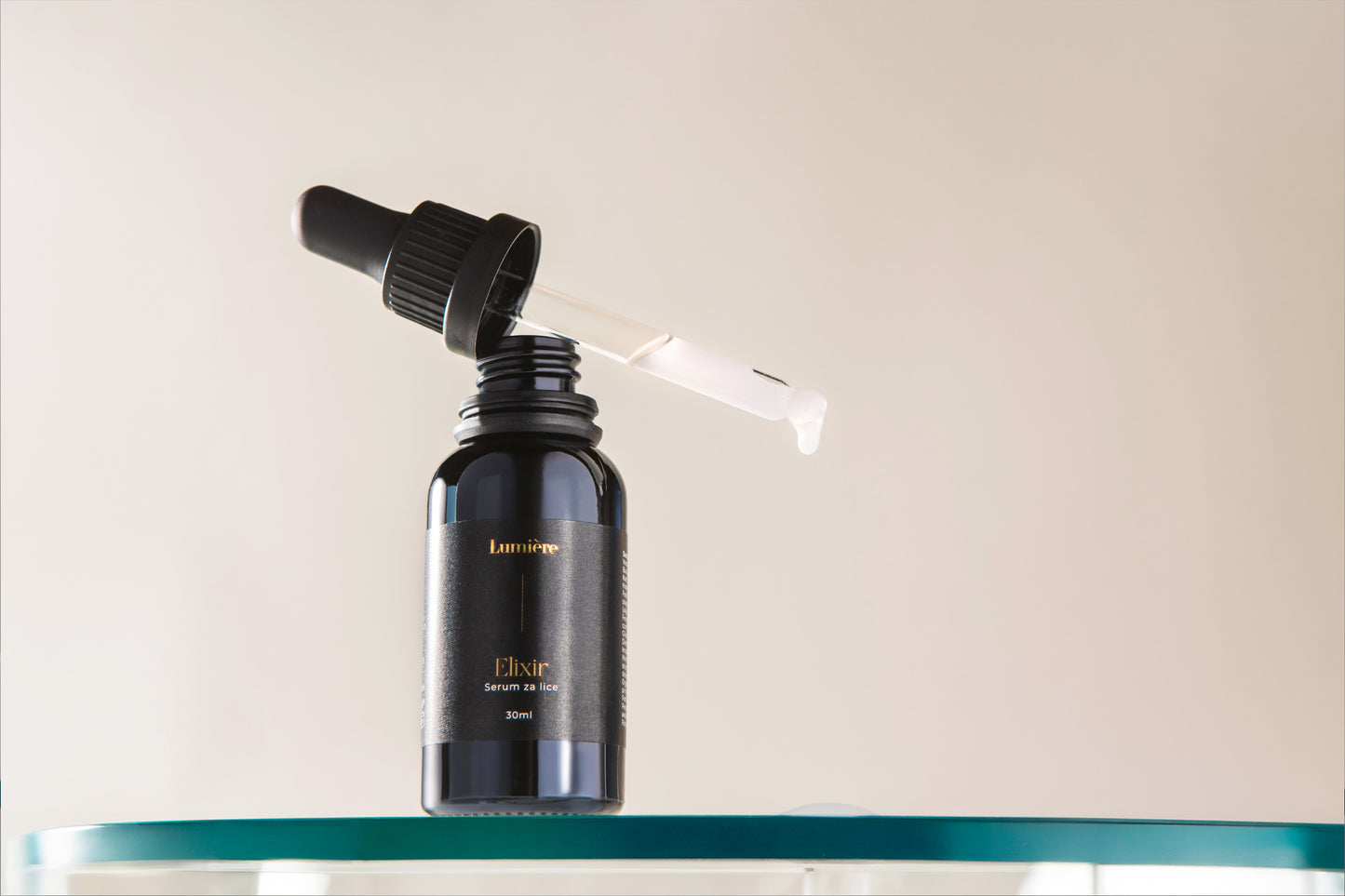 Lumiere Elixir serum